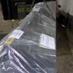 Упаковка стола для раскроя стекла